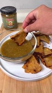 4.5K views · 118 reactions | Birria taco chips and salsa  Follow @tapatiohotsauce for more fire recipes! You're right @gimpy this Rips!! ♨️ Microwave these tacos and fry them for some delicious chips and salsa #tapatiohotsauce #hotsauce | Tapatío Hot Sauce | Facebook