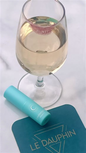 UNIVERSAL LOVE LIPSTICKS 💋PARIS EDITION . . . #lipstick #makeupartist #5minuteface #lips #kiss #paris #france #foryou #fyp #makeup | Carmindy