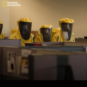 4.6K views · 43 reactions | Kurz nach 9/11 schlägt der Terror ein zweites Mal zu. Als tödliches Bakterium. THE HOT ZONE: ANTHRAX – die neue Staffel der starbesetzten Anthologieserie, ab 6. Dez 21:00 in Spielfilmlänge auf National Geographic. #TheHotZoneAnthrax | National Geographic | Facebook