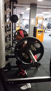 Squat stato - dynamique #legsday #bumbumnanuca #basicfit #bulking #offseason #2DaMax #sportnutritionbxl #nanoxnutriceuticals #fitmarkbags | Jennifer Teuwen IFBB Elite Pro