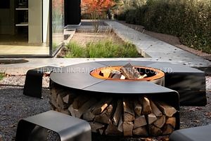 [Hot Item] Black Painted Outdoor Metal Fire Pit with Table and Seats