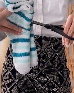 We're loving these shoe hacks for winter! 🥰 | Outfit Anatomy