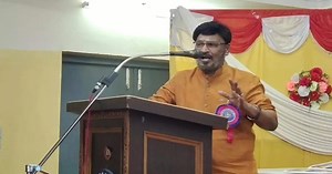 தமிழ் மொழி மட்டுமே முன்னேற்றத்தை கொடுக்காது - காரைக்குடி கல்லூரி விழாவில் இயக்குனர் பாக்யராஜ் பேச்சு