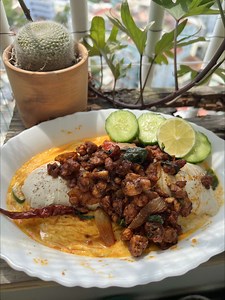 Sundubu Gratin with Thai-Style Pad Kra Pao Stir Fry