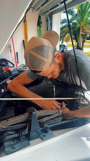 1.2K views · 18 reactions | Working on the Jeep #wrangler #texaslife #texasmusic #cowboyup #trucklifestyle #trucklife #truckernation #jeep | Colby Swift | Facebook