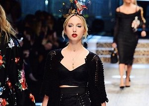 Μαρία Ολυμπία: Μετά τo catwalk για τους Dolce & Cabbana, ταξίδι στο Παρίσι!