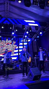 Es La Chica De Los Ojos Cafes - Con Los Explosivos Del Momento Grupo Branly, parte 5 | Intercop Producciones