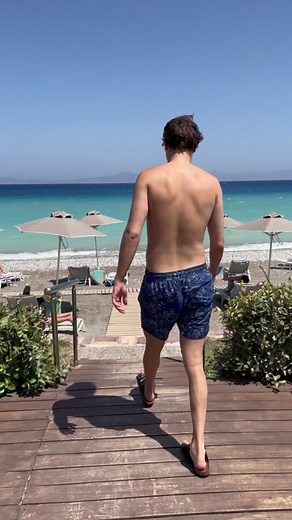 Exploring the Vibrant Beach Life in Greece