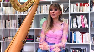 Anja Linder est une harpiste de renom qui a dû faire face à un grave accident en 2001. Elle perd l'usage de ses deux jambes mais ne se décourage pas pour autant. Elle peut aujourd’hui rejouer de la harpe, presque comme avant. #InspirezNous 🎥 Laurie Desorgher | M6 Info