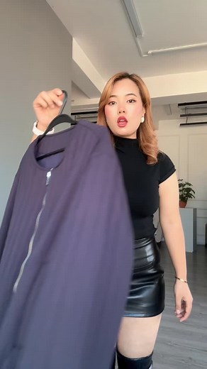 ‼️NEW HOT ARRIVALS‼️ Perfect wear for this cold chilly weather ❄️ PUFFER JACKET Comes with scarf, which can be used for multipurpose Code: 42-38 Color: As in video Size: Freesize #nepwearsonline #quiltedjacket #winterfashion #fashioninspo #fyp #ootd #instagood #explorepage #dailylook #nepwearsonline #nepwearswomenjackets #ordernow #sʜᴏᴘɴᴏᴡ | Nepwears Women Jackets