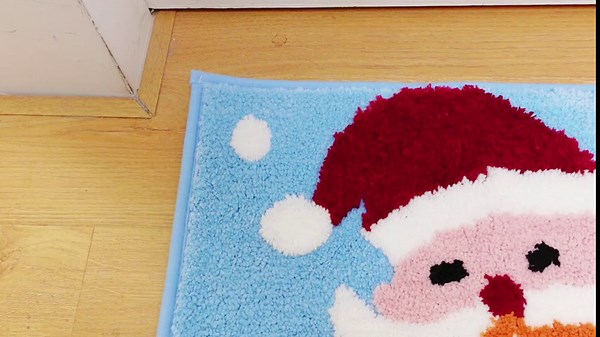 Tinideya 20x32 inch Christmas Bath Mat Holiday Bathroom Rug Decor Non Slip Absorbent Bath Mat for Hallway Kitchen Bedroom Bathroom Tub (Santa)