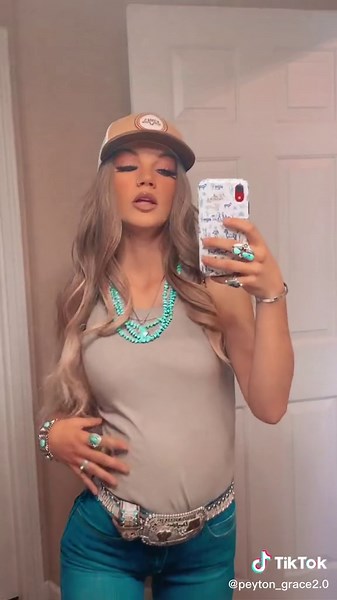 Hi tik tok #fyp #westernfashion #western #FrunktheBeat #az #country