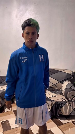 Y es raro que me lo ponga y dicen que siempre me pongo lo mismo 😒 #viralreelsシ #paratiiiiiiiiiiiiiiiiiiiiiiiiiiiiiii | Nelson Verde