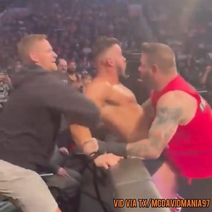 16K views · 201 reactions | “Glorious” Corey Perry, on his pest behaviour last night in Edmonton @wwe Smackdown. (RAW in Calgary this Monday FYI) #HockeyContent #ThisIssaAwesome #EverythinIsWrestling #LetsGoOilers • H/T @realrobertroode & @oilersnationdotcom vid via tx/mcdavidmania97 | hockeyfights.com | Facebook