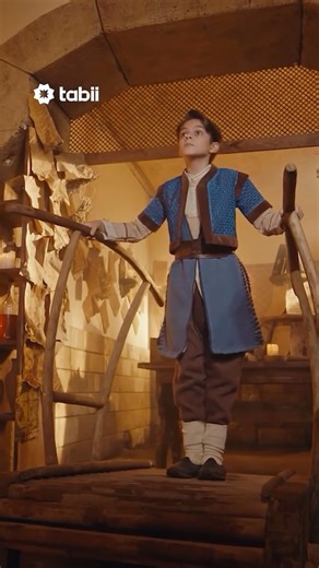 Sina’s concern about not being an ‘ordinary child.’ “Young Ibn Sina” is streaming on tabii. Küçük Dahi İbn-i Sina | Kids | Entertainment | BTS | Behind the Scenes | tabii | tabii English