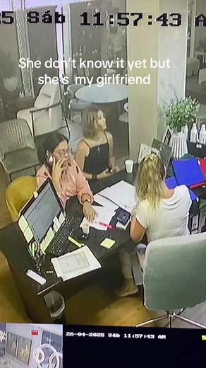 I’m not scary I promise #loveatfirstsight #securitycamera