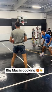 582 reactions · 16 shares | Slow feet, hot grease  #basketball #bigboy #hooper #ballislife #viral | BigMac | Facebook