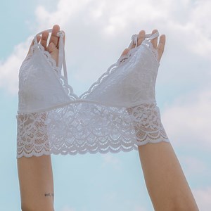 Bralette size Chart And Sizing Guide - Size-Charts.com - When size matters