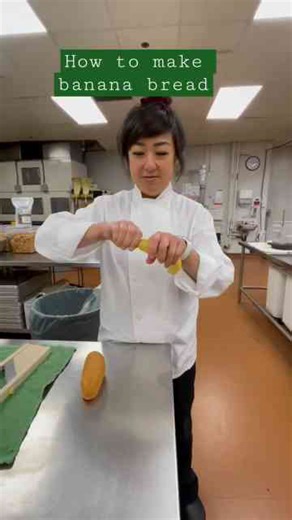 The Easiest Banana Bread Recipe You Can Make Anytime