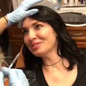 What happens when two AAFE faculty members get together? Break out the Botox! #AAFE #botox #dysport #xeomin #comfortox #facialesthetics #botoxtraining #facialpain #tmj #migraines #headpain #wrinkles #face #juvederm #restylane #fillers #dermalfillers #dermalfillertraining #smiledesign #smiles #lips #loveyourlips #belotero #radiesse #voluma #volbella #restylanelyft #lyft #restylanesilk #sculptra #kybella #liquidfacelift #facelift #smoothface | American Academy of Facial Esthetics