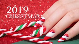 Whats better than Candy Canes at Christmas...? ... Candy Canes on your nails at Christmas! 😍💋 | BlueskyProducts