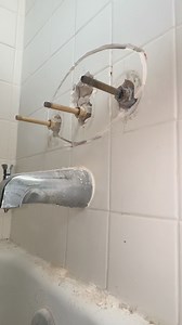 206K views · 552 reactions | Quick and Easy Tile Removal #plumbing #plumber #shower #showerremodel #DIY | Theconservativeplumber | Facebook