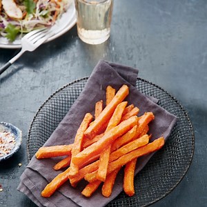 Switch it up and give our sweet potato fries a go... | McCain UK IE