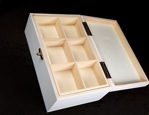 [Hot Item] Unique Crafted White Painted Wooden Gift Box, Wooden Keepsake Box