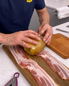 82K views · 468 reactions | Hamburguesa con queso y papas fritas con tocino! Una absoluta delicia 肋 | Chefclub México | Facebook