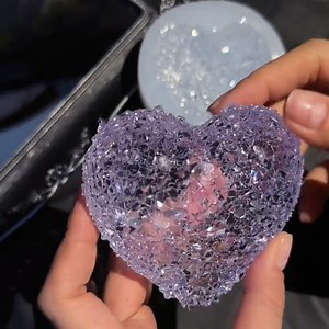 2.1K reactions · 58 shares | Handmade Heart Shaped Ultra Shiny Crystal Cluster Ornament Resin Mold Mold Linkhttps://tinyurl.com/3bxpz9fu #resindesigns #handmadecrafts #resinmolds #resinart_ideas #resinart #intoresin #handmadecrafts #resinartists #resindesigns #resinartwork #resin #resinart_ideas | IntoResin Molds | Facebook