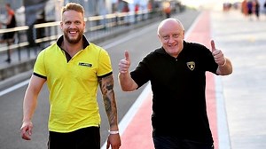 „Je to proti rozumu, máš pocit, že z cesty vyletíš,“ Matej ide s otcom na brutálne 24-hodinové preteky (ROZHOVOR)