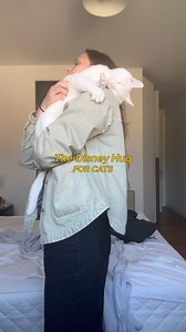 Here’s why it’s awesome👇🏻 I do the Disney hug with my cat—letting him decide when cuddles end. 🌼 BENEFITS 🌼 1. Respect for Autonomy: Allowing your cat to end cuddle sessions on their terms builds trust and respects their comfort levels. 2. Strengthening the Bond: Letting your cat control the duration of physical contact shows you honor their boundaries, deepening your bond. 3. Improved Communication: Observing when your cat wants to end a cuddle helps you read their body language and underst