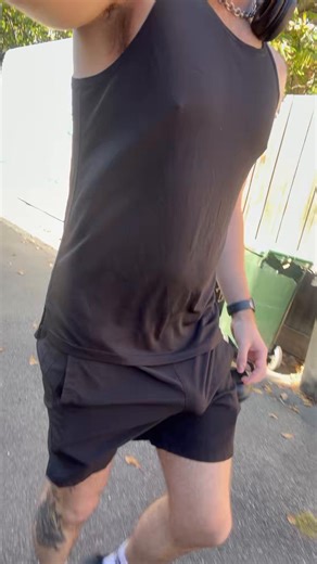 Love flashing my cock in public 😏