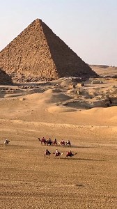 🇪🇬🇪🇬🇪🇬 📍Giza pyramids Mention someone you would take here! | Egypt Tourism