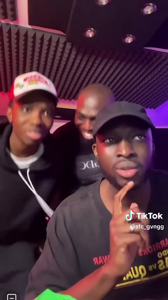 Phosa et Jeho au studio : des moments incroyables !