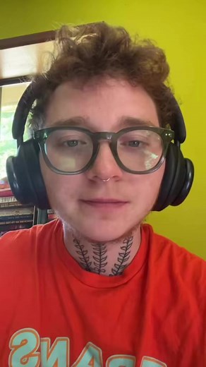 Did you know queer couples used to ADOPT each other to ensure they had legal protection when their partner got sick or died? This was known as same-sex adult adoption and was one of the best options for couples before same-sex marriage was legal *by the way, I’m only using this term for historical context This practice became more popular with the rise of the AIDS epidemic in the 80s and 90s, safe-guarding queer couples from having losing their shared assets or inheritance to homophobic families