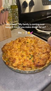 3.8M views · 47K reactions | Cheddar Bay Biscuit Chicken Pot Pie不✨ #easymeals #dinnerin10 #homecooking #quickrecipes #weeknightdinner | HazaleaMartinez | Facebook