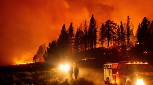 At least 20 homes destroyed in Beckwourth Complex Fire | Maps & Updates