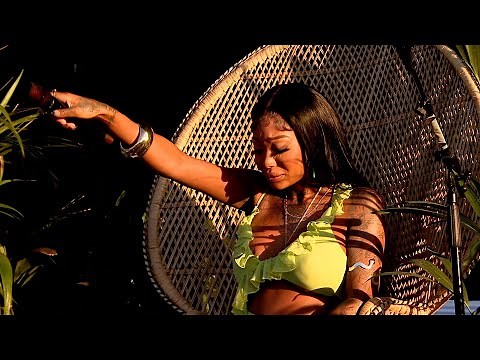 Summer Walker - Session 32 - Live From London (Wireless Festival) (Official Live Performance)