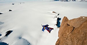 Valery Rozov: Ses 7 vols en wingsuit les plus fous