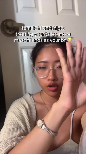 Lesbian friendships: treating taller masc friends like your bf