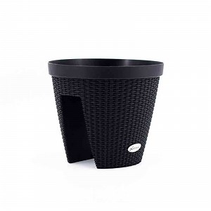 [Hot Item] Garden Ornamental Outdoor Planters Wicker Rattan Plastic Pots for Living Room and Office Eco-Friendly Indoor Plant Pots (TB-09-5)