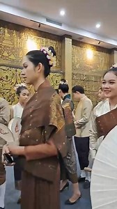 1.5K views · 28 reactions | Backstage of Grand Opening Show for LAO ART MUSEUM  Beautiful Laotian women traditional costumes and so amazing. by SANÉ ສະເໜ່ ຈະເປີດໃຫ້ເຂົ້າຊົມຢ່າງເປັນທາງການ ກາງເດືອນ ກຸມພາ 2025 ນີ້ເດີ #laoartmuseum #grandopening #firstmodelinglao | ASEAN Society & Culture | Facebook