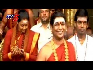 Nithyananda Swamy And Ranjitha Visits Tirumala | Nithyananda Disciples Serious On Media | TV5 News