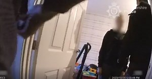 Shocking video shows Leicester cop being attacked by XL bully