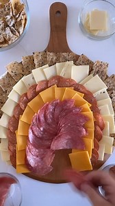 21K views · 59 reactions | 旅 This turkey charcuterie board is about to be the star of your Thanksgiving table! Cute, easy, and absolutely delicious - your guests won't know whether to take a photo first or dive right in! 燎✨ Holiday appetizer game = officially elevated! https://homemadeheather.com/thanksgiving-turkey-charcuterie-board/ | Homemade Heather | Facebook