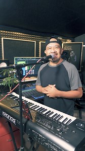 60K views · 1.5K reactions | Amigos Aqui les voy a compartir este popurri de cumbias muy bonitas de Los Caminantes, Esperando les guste y lo disfruten amigos les agradesco que apoyen esta bonita musica que nunca pasara de moda si mantenemos viva esta llamita musical ..  Animo Mi Raza Grupera !! #LosCaminantes #musicagrupera #Teresita | Solo Musica | Facebook