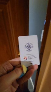 Have you seen the newly renovated rooms at the The New Sanno Hotel Tokyo? Come on a quick tour with us! This is the double queen bed Asakasa Suite with one stand up shower. Have you been? What do you love about the New Sanno? #NewSanno #tokyo #japan #militaryhotel | Bloom Where You Are Anchored