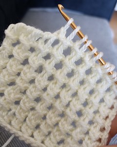 1.4K views · 17 reactions | Gorgeous ✅ Tunisian knit blouse and vest model  A very enjoyable knitting..... #tunusorgusu #crochet # | defne9262 | Facebook