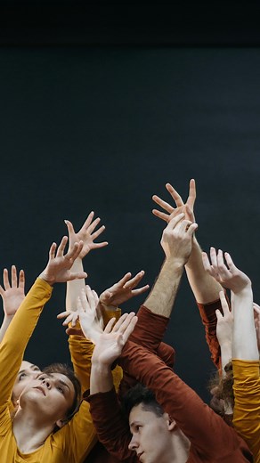 🚨 We are looking for several hand models for a retail brand shoot. 🙌 💃 🎹 🎻 🕺 🔗 Tap on the link in our bio to learn more, sign-up, and apply now. #jazzhands #handmodel #dancer #musician #mmgtalent | MMG Talent